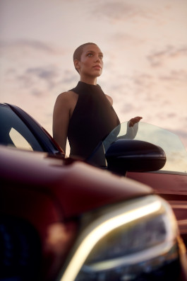 Mercedes-Benz CL200 campaign – photography Jules Esick, retouching Phillip Wurzbach 