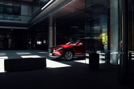 Mazda CX-30 campaign – photography Tobias Gromatzki, retouching Phillip Wurzbach 