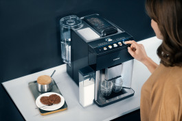Siemens Home campaign – photography Tobias Gromatzki, retouching Phillip Wurzbach 